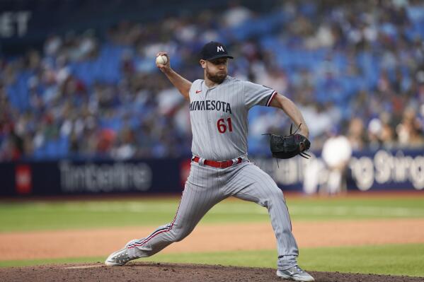 Twins pitchers hotsell